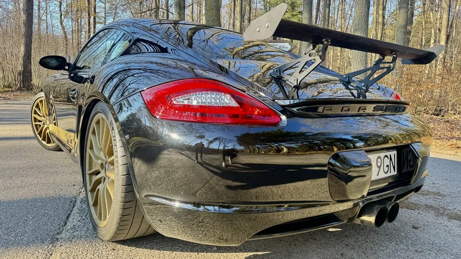 PORSCHE Cayman -