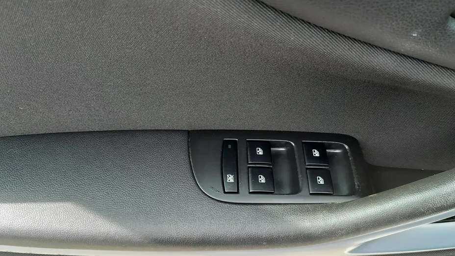 OPEL Zafira -