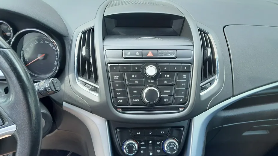 OPEL Zafira -