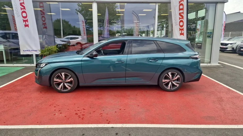 PEUGEOT 308 -