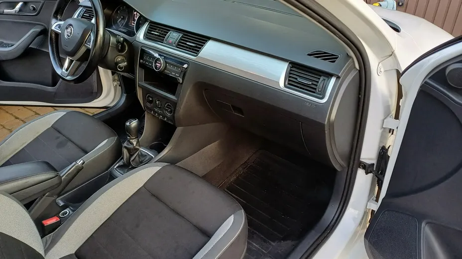 SKODA Rapid -