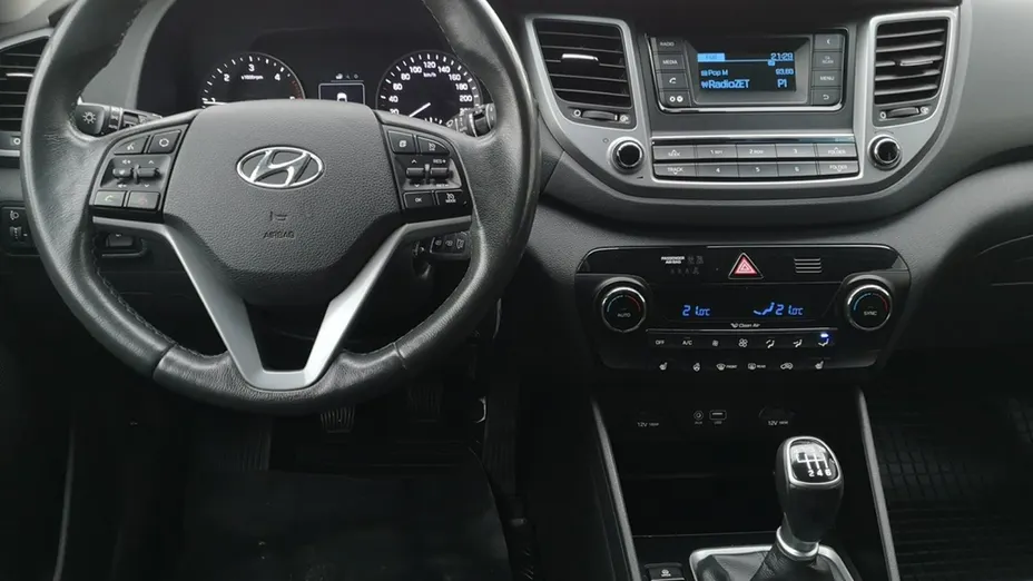 HYUNDAI Tucson -
