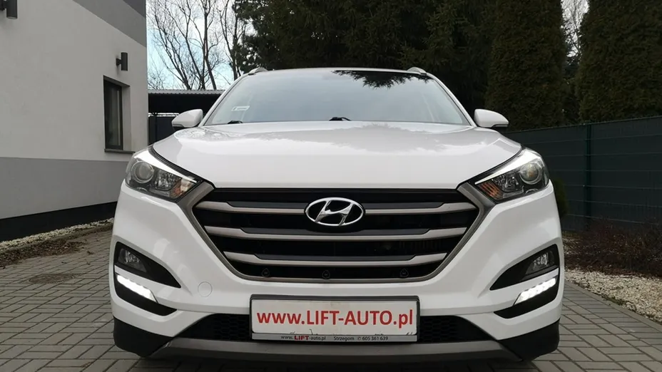 HYUNDAI Tucson -