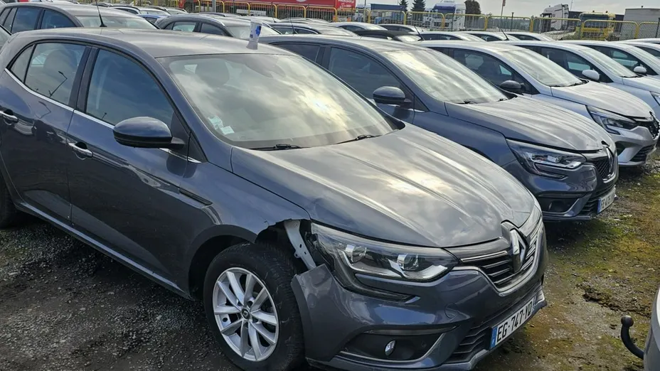 RENAULT Megane -