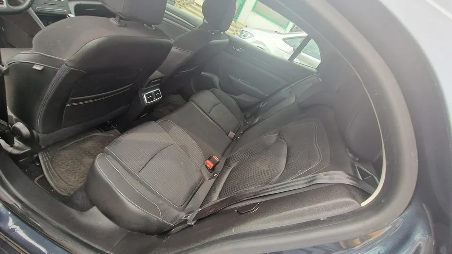 RENAULT Megane -