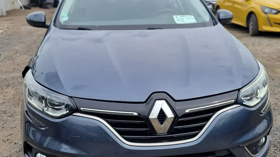 RENAULT Megane -