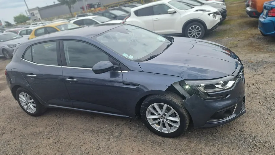 RENAULT Megane -