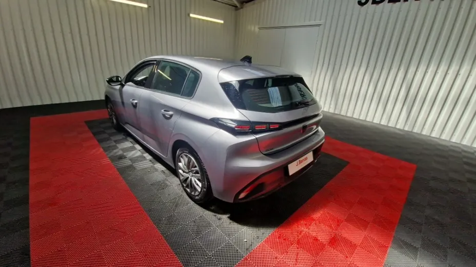 PEUGEOT 308 -