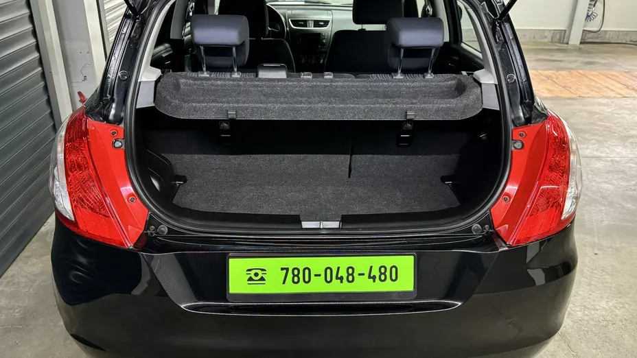 SUZUKI Swift -