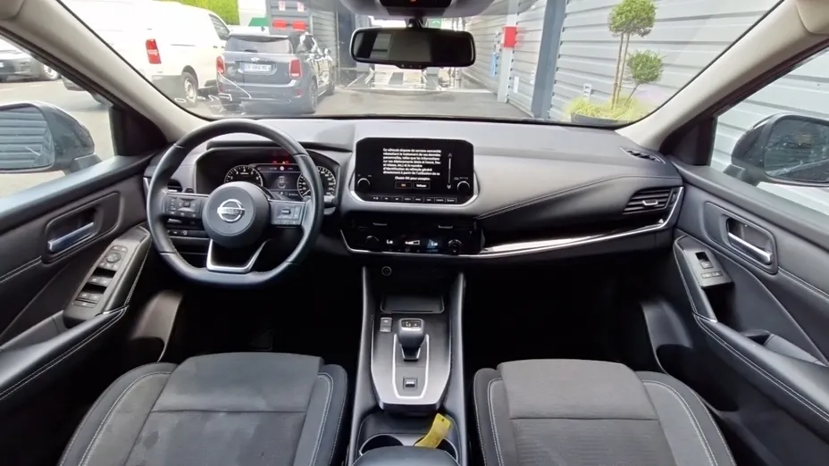 NISSAN Qashqai -