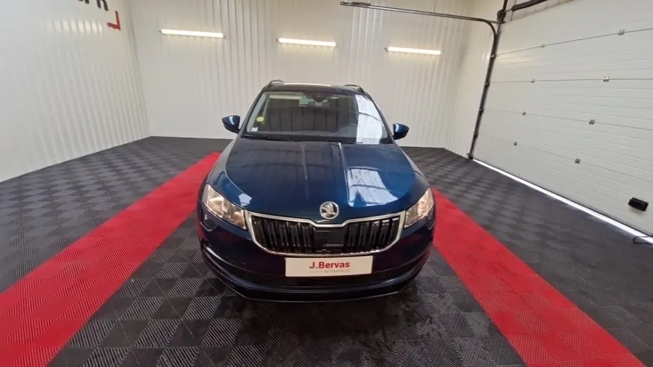 SKODA Karoq -