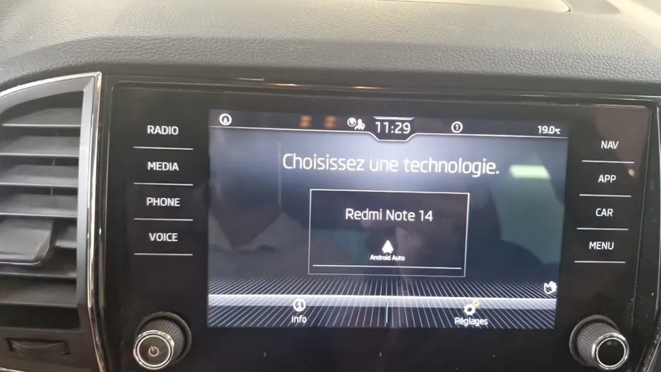 SKODA Karoq -