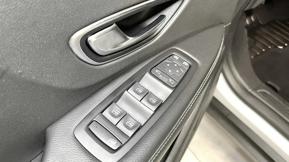 RENAULT Scenic -