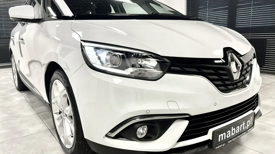 RENAULT Scenic -