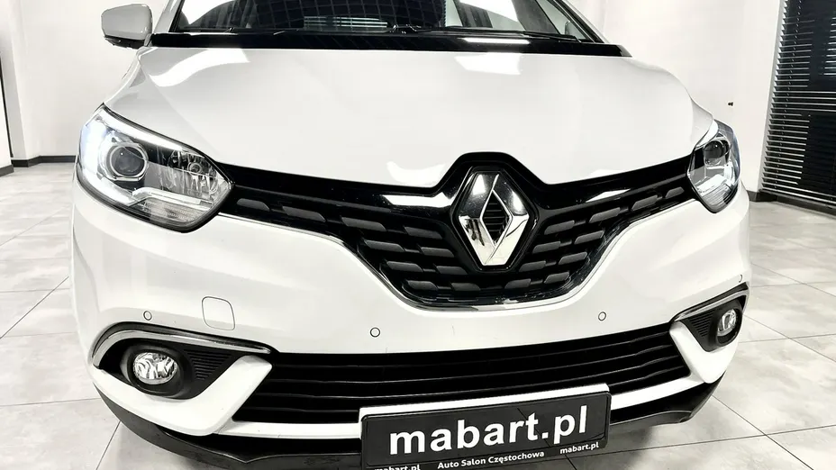 RENAULT Scenic -