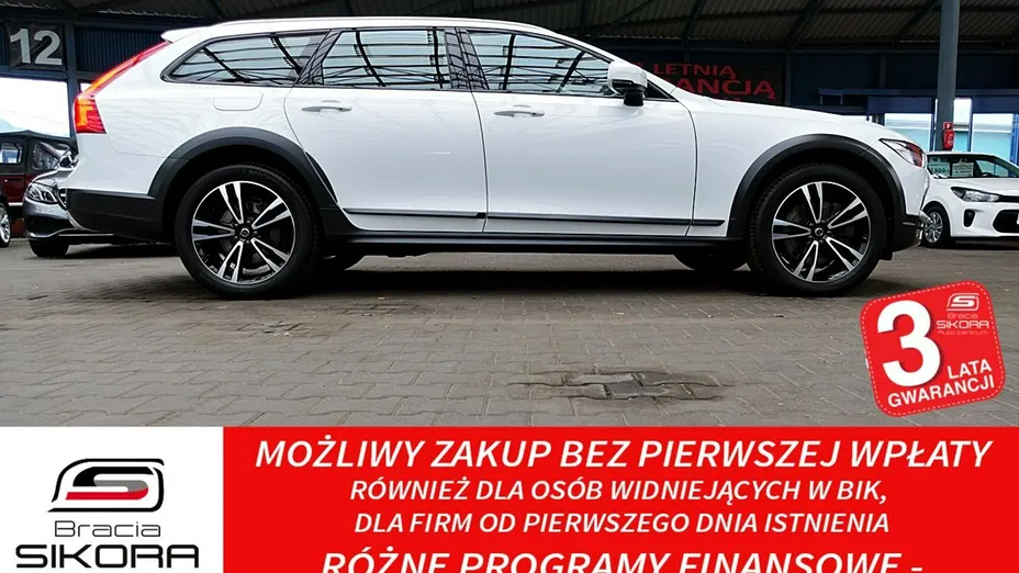 VOLVO V90 -