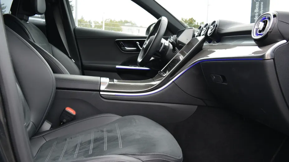 MERCEDES-BENZ C Klasa C 180 mHEV AMG