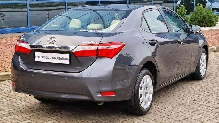 TOYOTA Corolla -