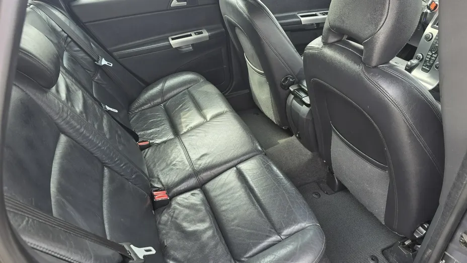 VOLVO V50 -