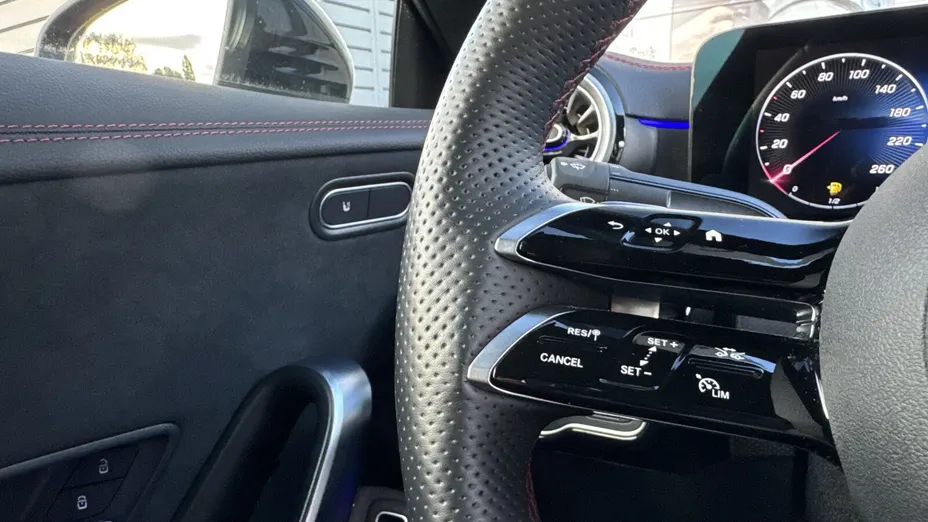 MERCEDES-BENZ CLA CLA 200 mHEV AMG Line 7G-DCT