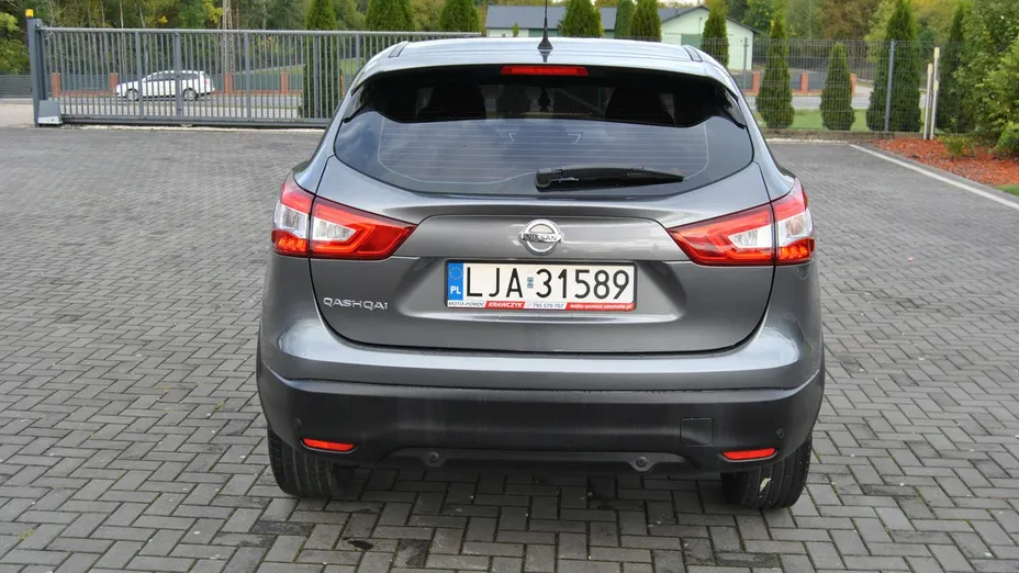 NISSAN Qashqai -