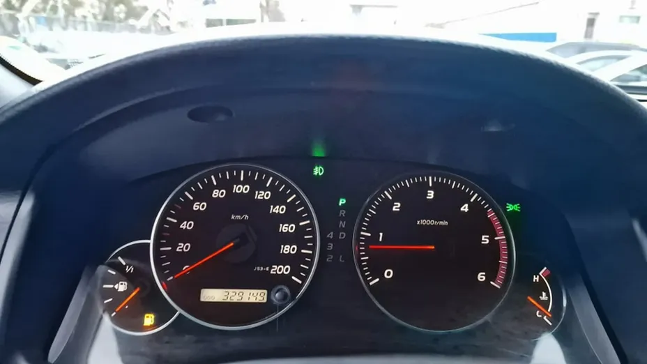 TOYOTA Land Cruiser -
