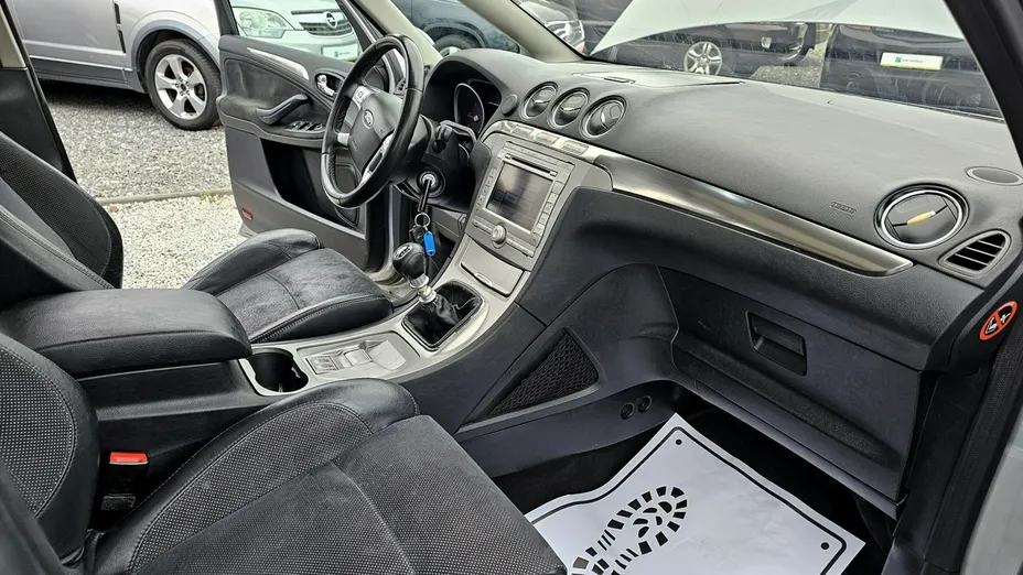 FORD S-MAX -