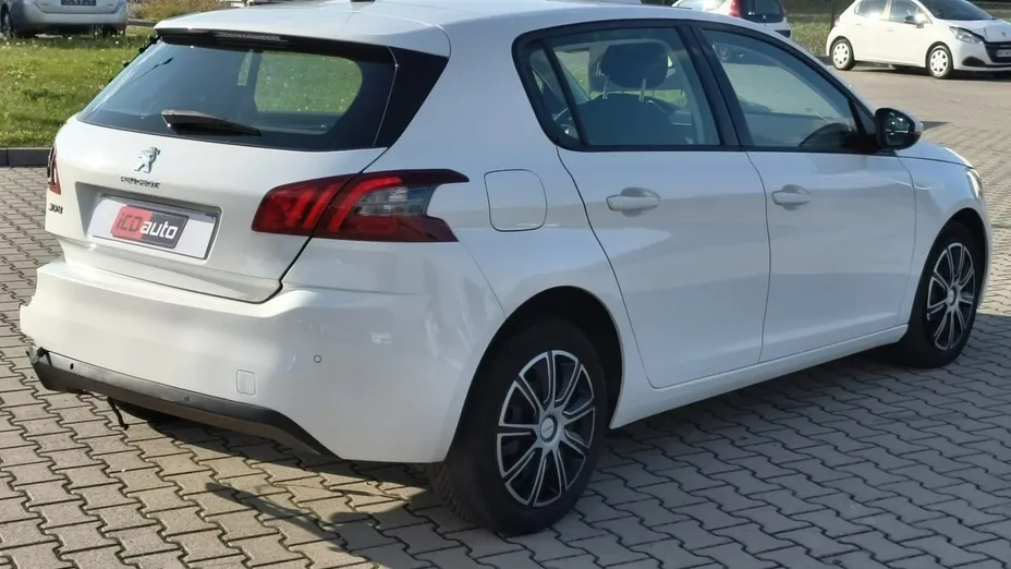 PEUGEOT 308 -