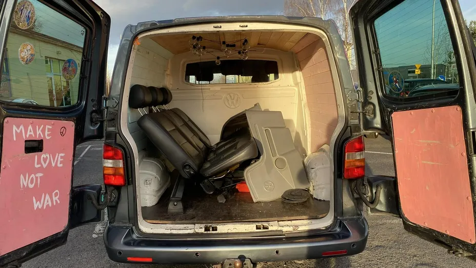 VOLKSWAGEN Transporter -