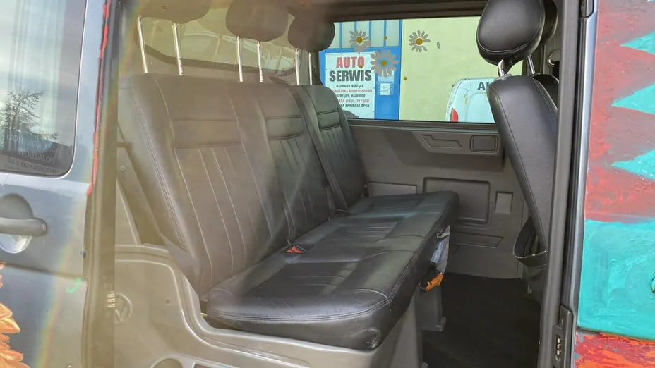 VOLKSWAGEN Transporter -