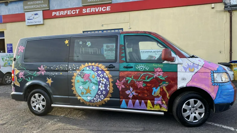 VOLKSWAGEN Transporter -
