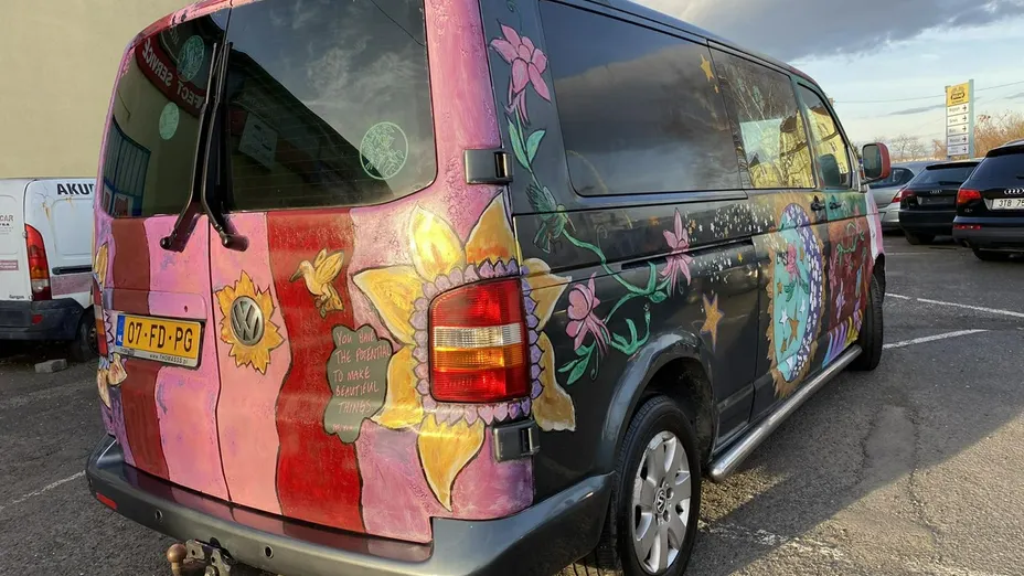 VOLKSWAGEN Transporter -
