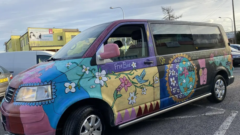 VOLKSWAGEN Transporter -