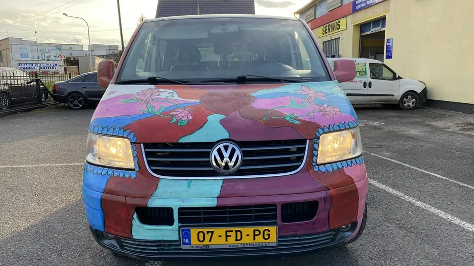 VOLKSWAGEN Transporter -