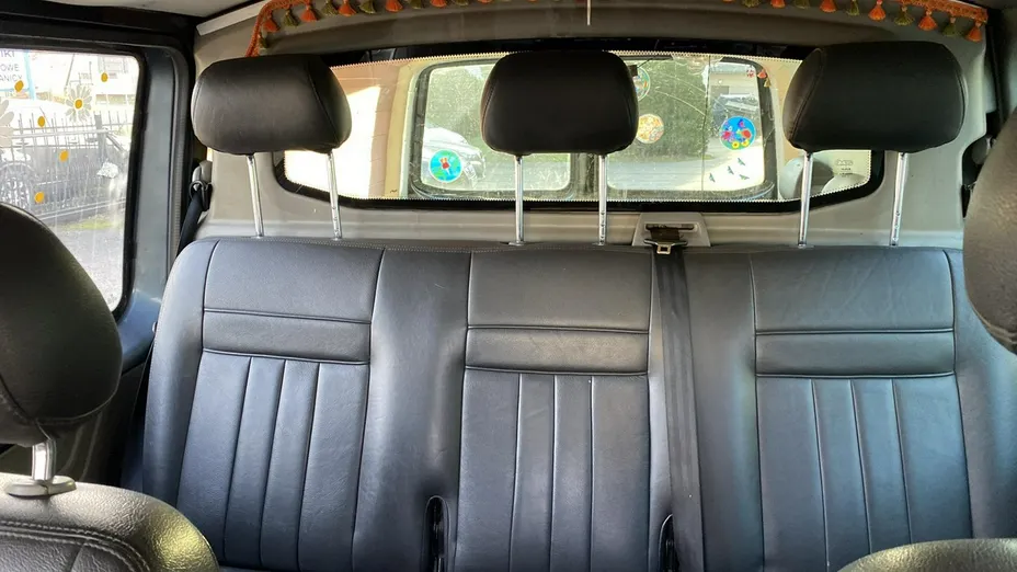 VOLKSWAGEN Transporter -
