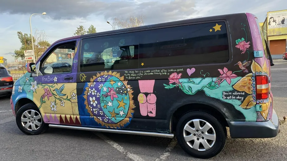 VOLKSWAGEN Transporter -