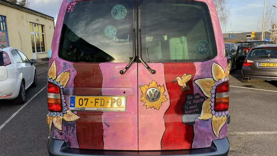 VOLKSWAGEN Transporter -