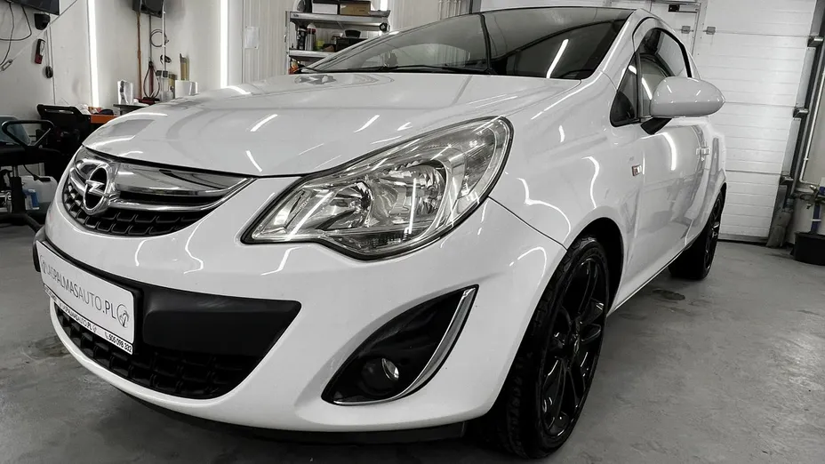 OPEL Corsa -