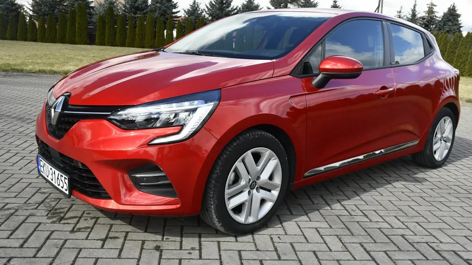 RENAULT Clio -