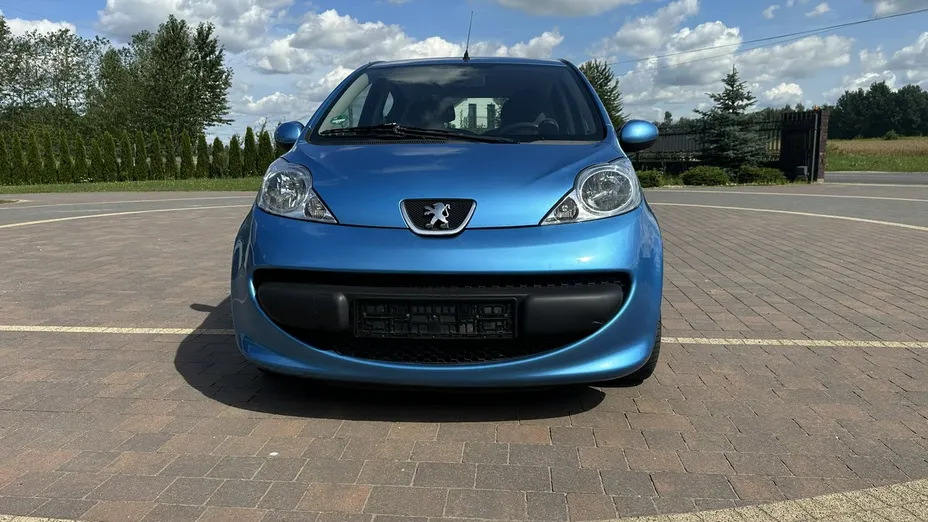 PEUGEOT 107 -