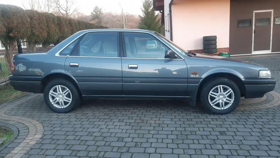 MAZDA 626 -