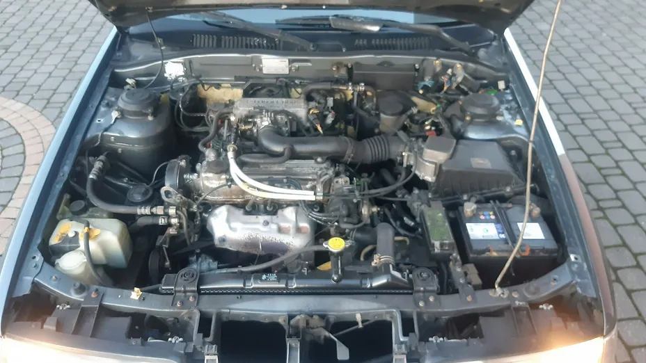 MAZDA 626 -