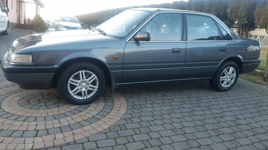 MAZDA 626 -