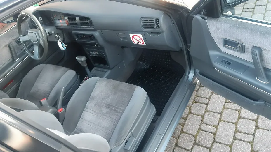 MAZDA 626 -