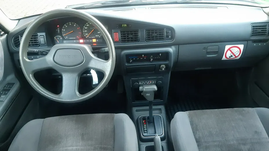 MAZDA 626 -