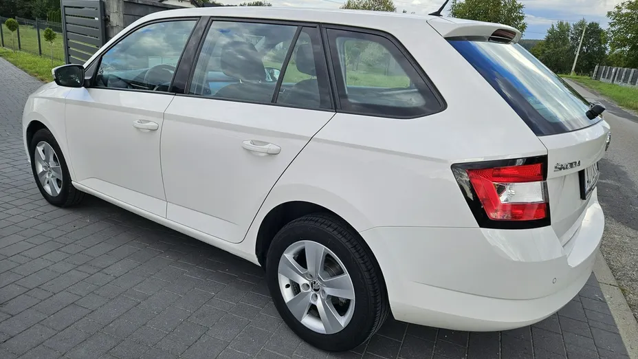 SKODA Fabia -