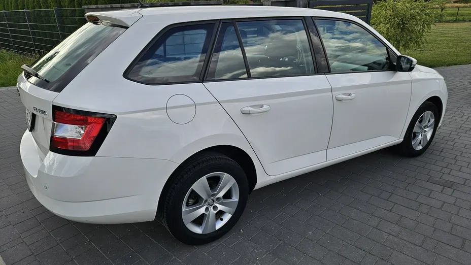 SKODA Fabia -