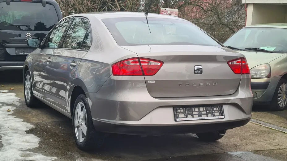 SEAT Toledo -