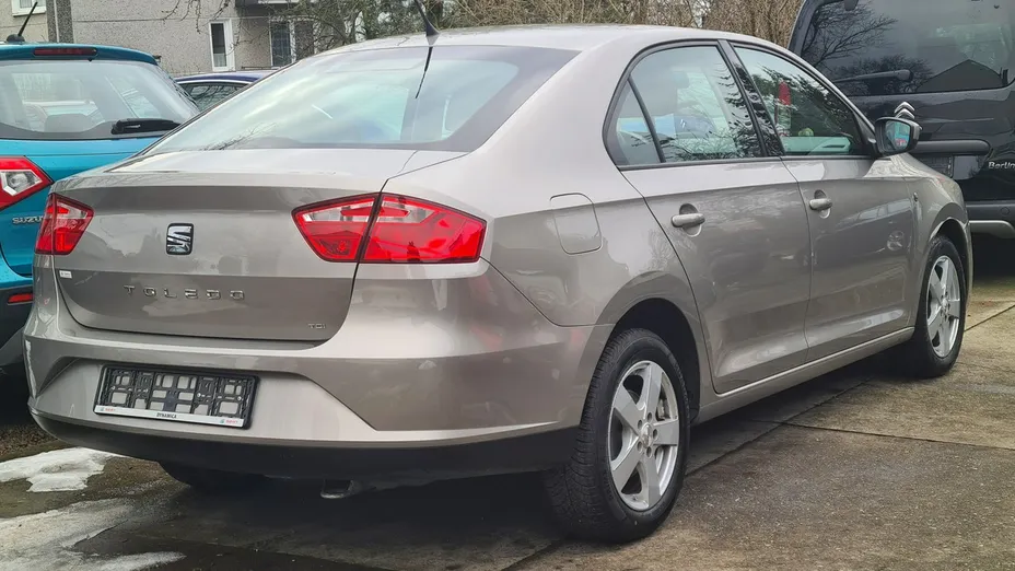 SEAT Toledo -
