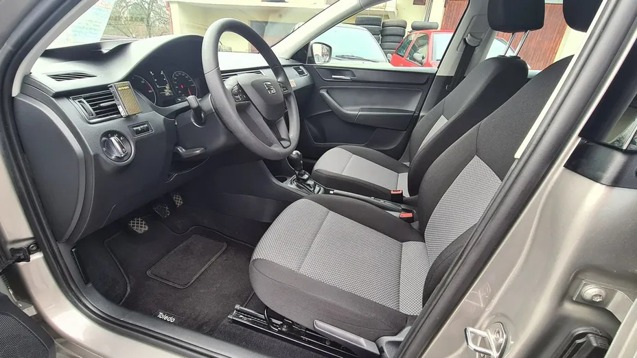 SEAT Toledo -